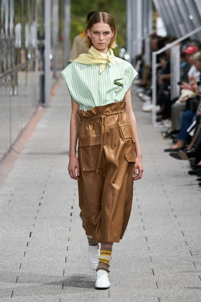Look 42